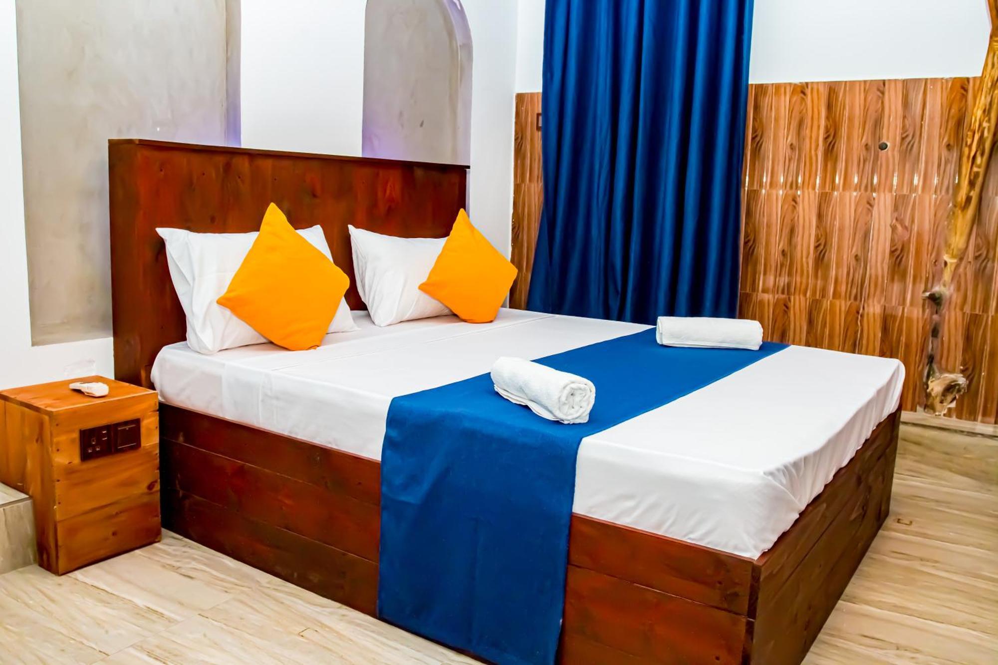 Mandavilla Airport Transit Hotel Katunayaka Dış mekan fotoğraf